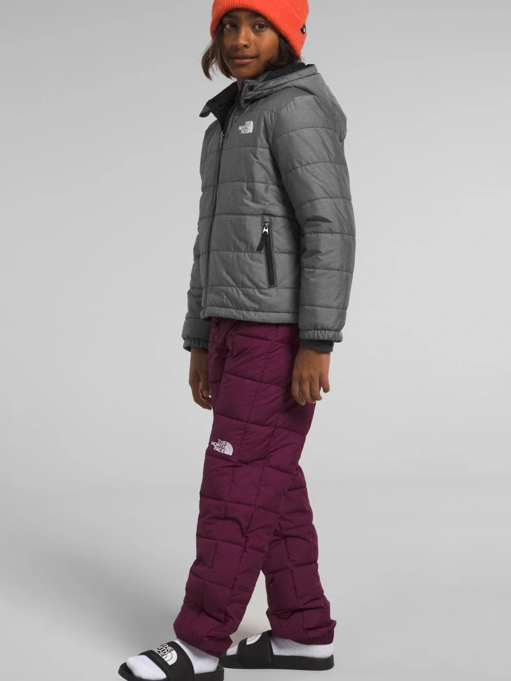 The North Face Boys Gray Reversible Mount Chimbo Jacket in Gray Size 7